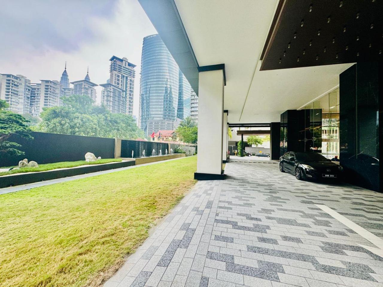 Crown Suites The Manor Klcc Kuala Lumpur City Center Exterior photo